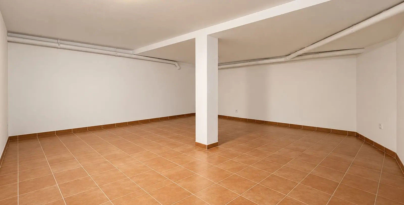 Venta de adosado en El Paraiso 12