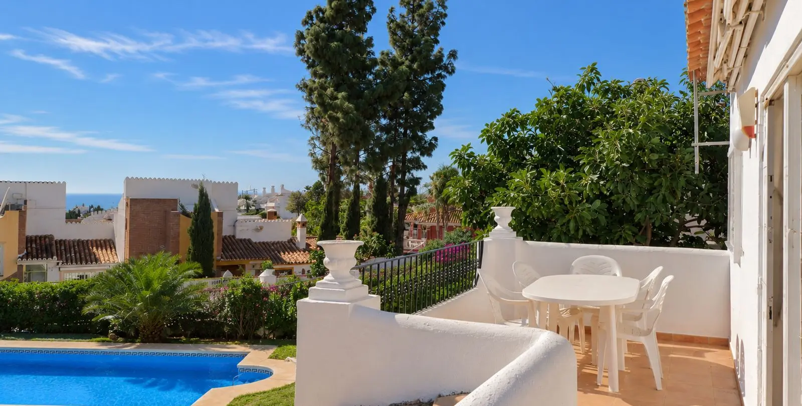 Venta de villa independiente en Calahonda 2