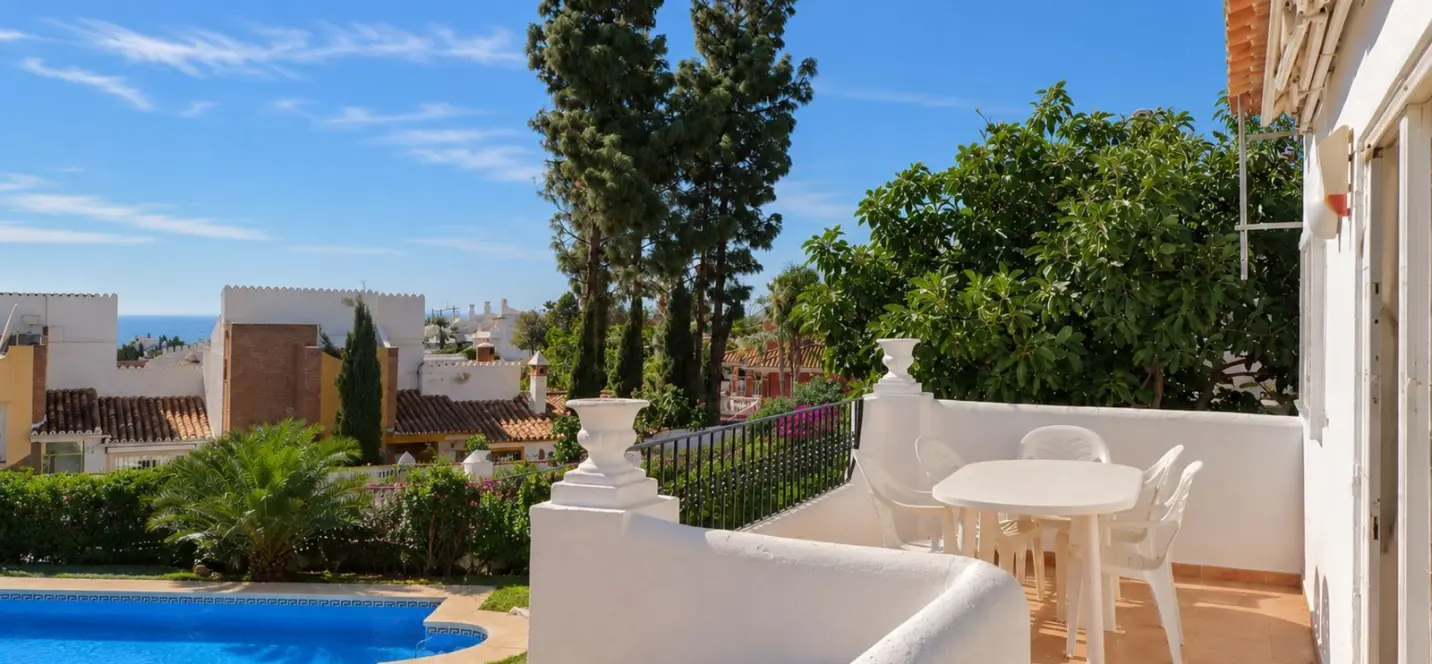 Venta de villa independiente en Calahonda 1