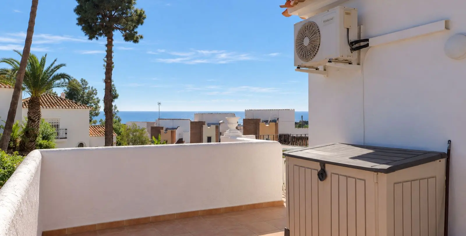 Venta de villa independiente en Calahonda 3