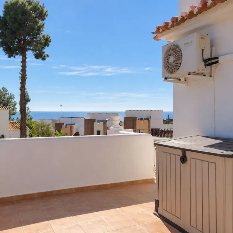 Venta de villa independiente en Calahonda