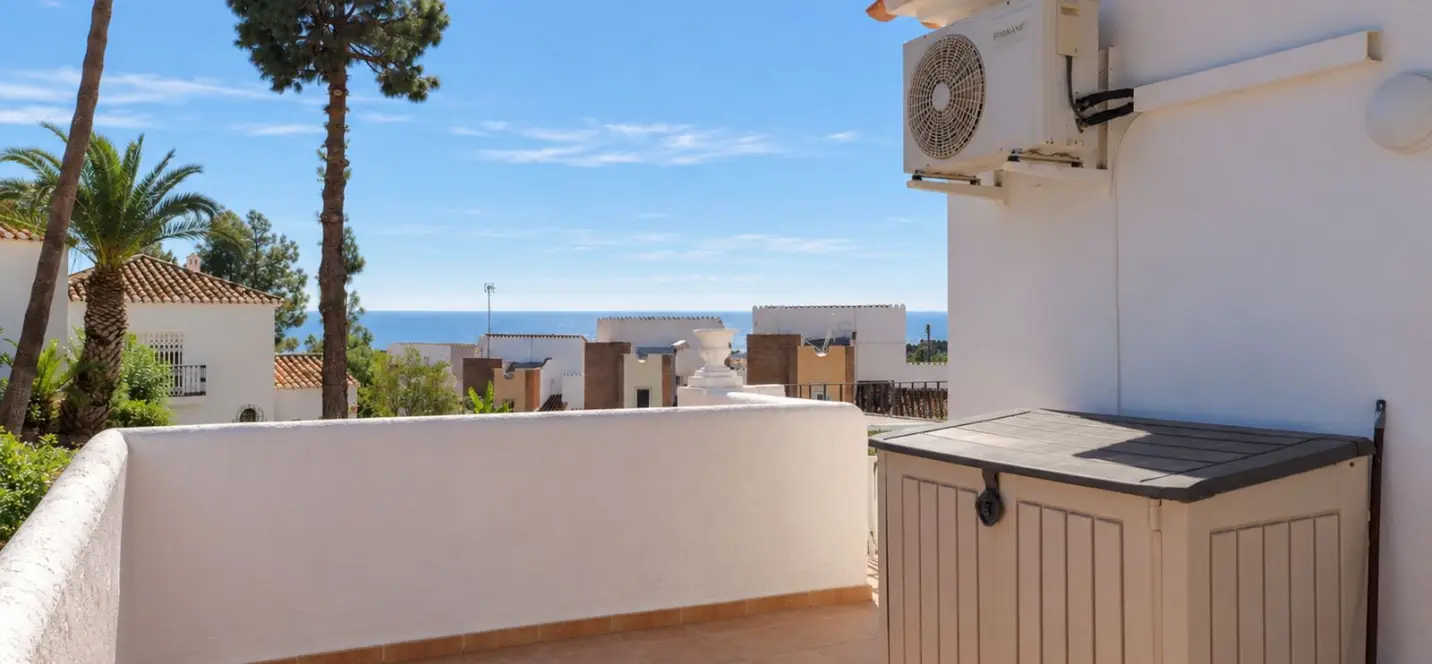 Venta de villa independiente en Calahonda 2