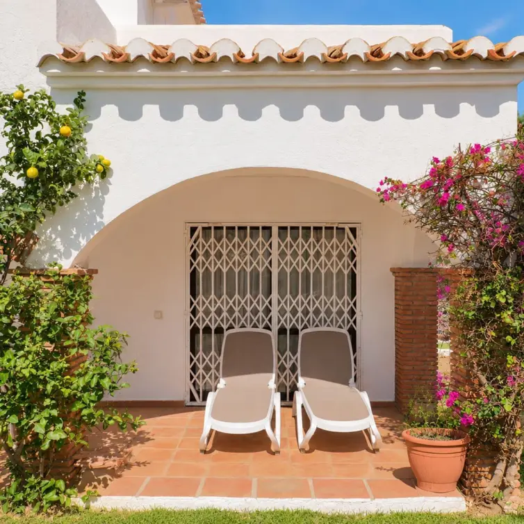 Venta de villa independiente en Calahonda