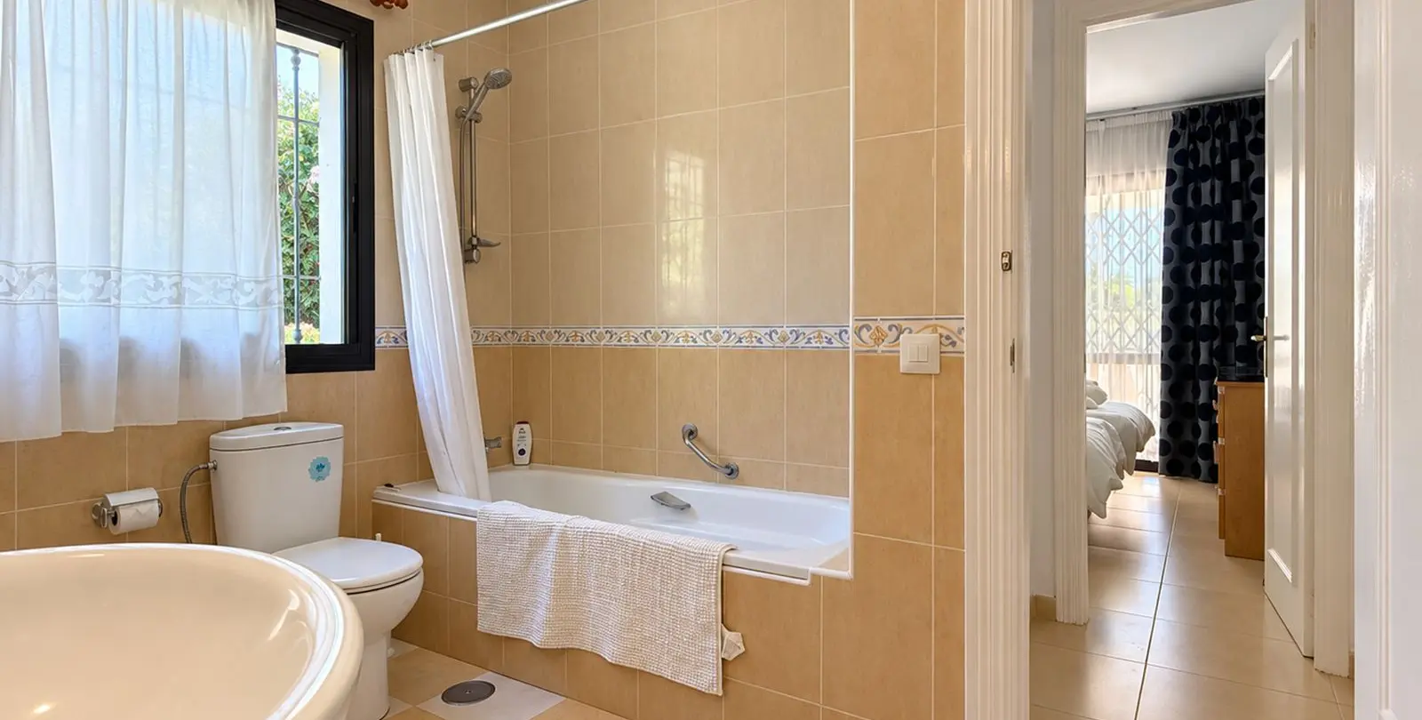 Venta de villa independiente en Calahonda 14