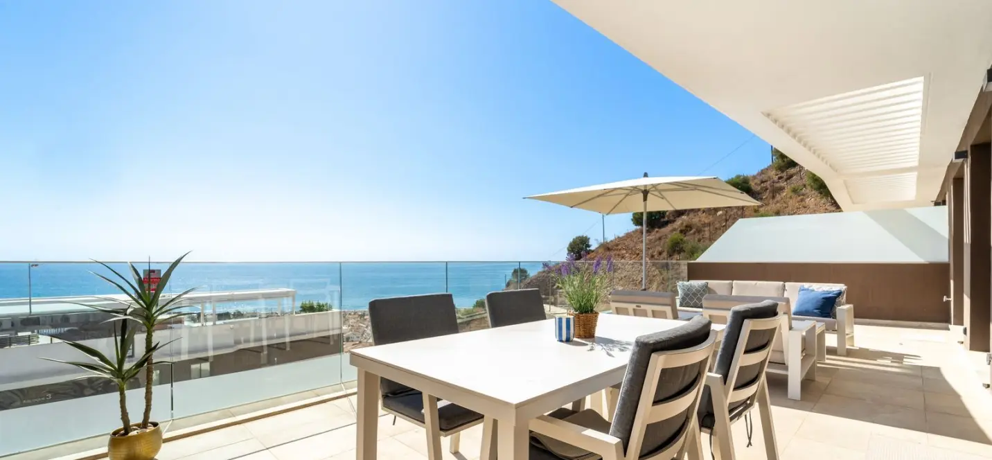 Venta de apartamento en planta media en Rincón de la Victoria 0