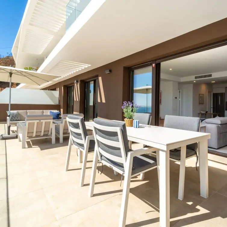 Venta de apartamento en planta media en Rincón de la Victoria