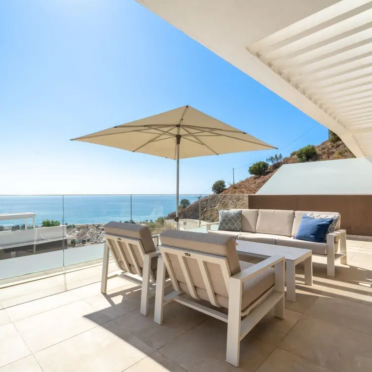 Venta de apartamento en planta media en Rincón de la Victoria