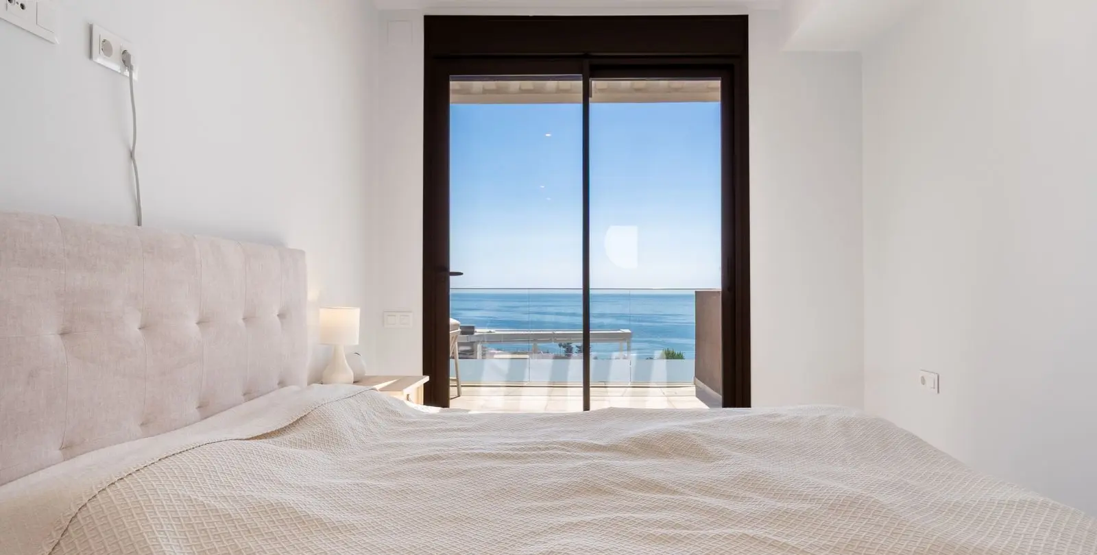 Venta de apartamento en planta media en Rincón de la Victoria 16