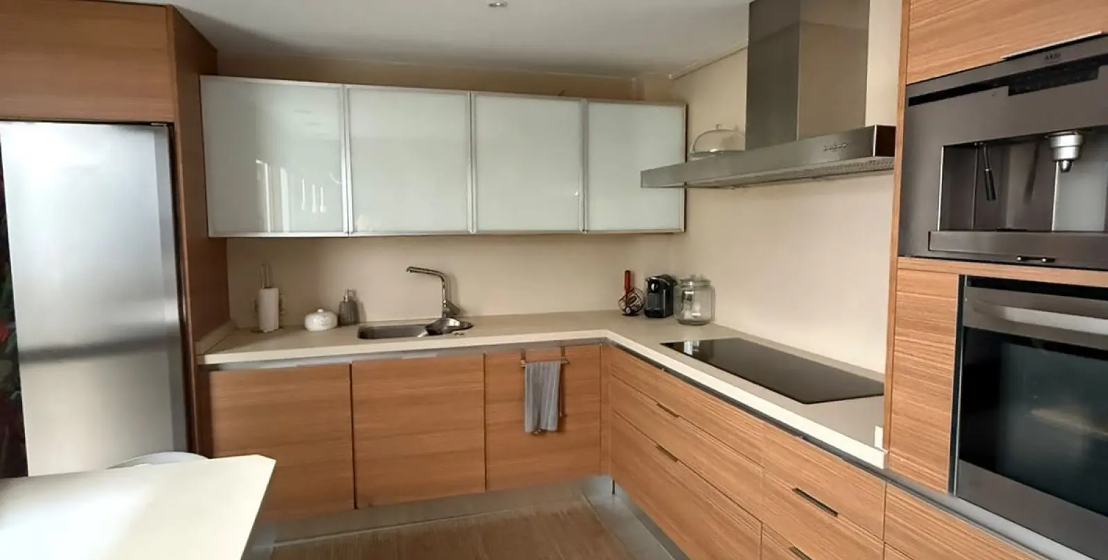 Venta de apartamento en planta media en San Pedro de Alcántara 3