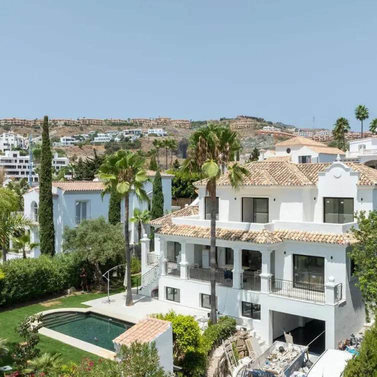 Venta de villa independiente en El Paraiso