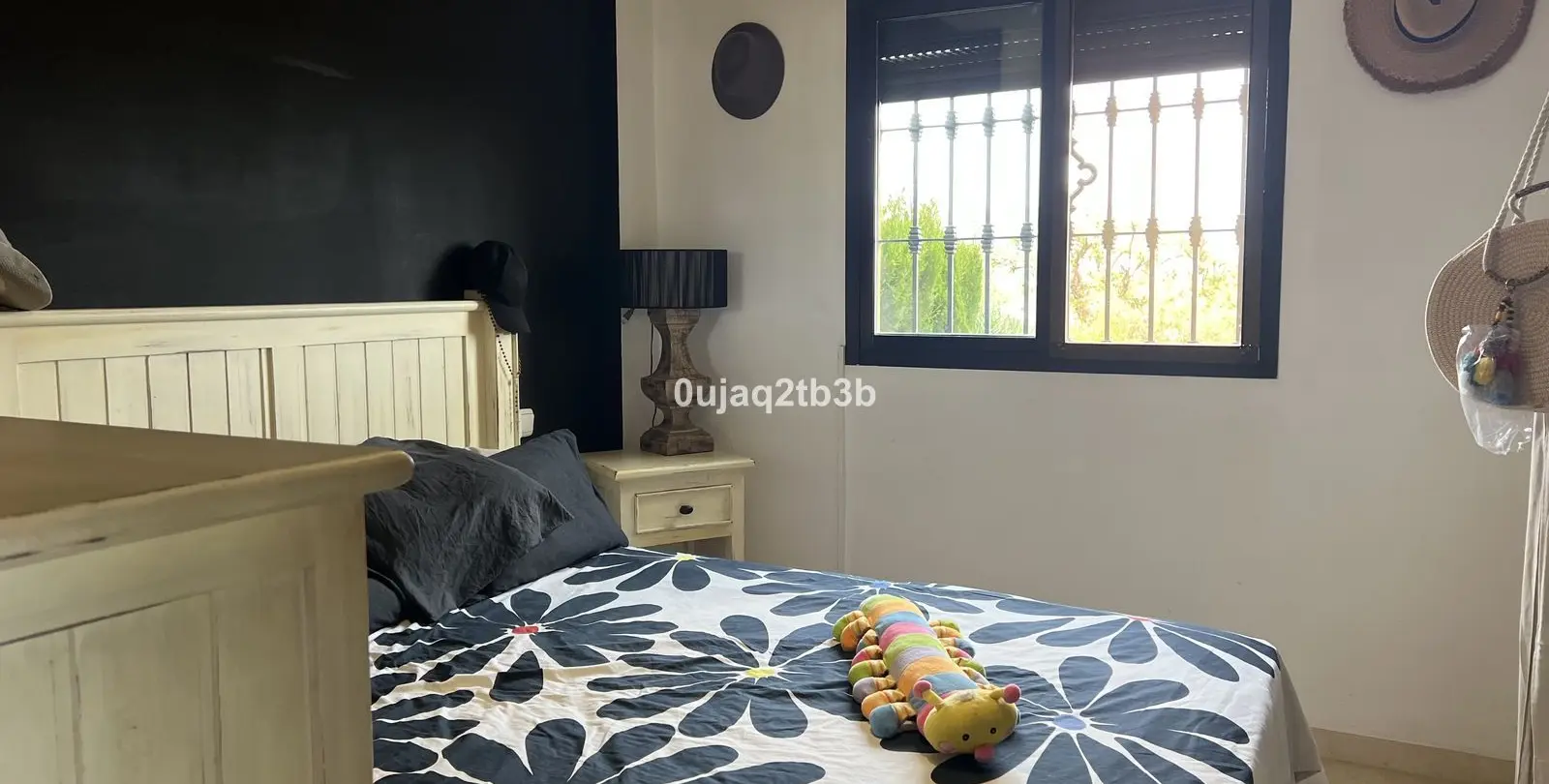 Venta de apartamento en planta media en Estepona 12