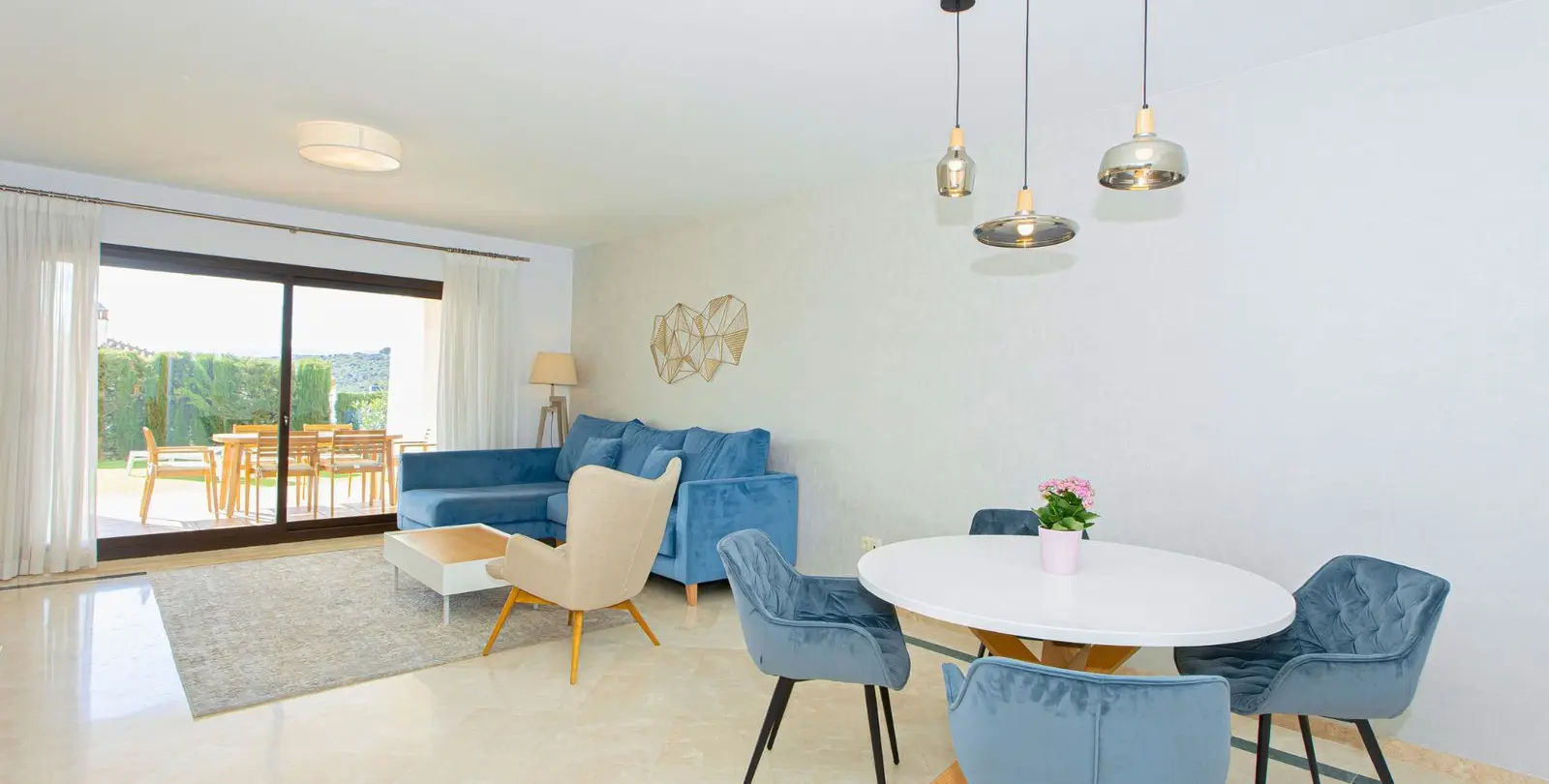 Venta de apartamento en planta baja en Casares Playa 2