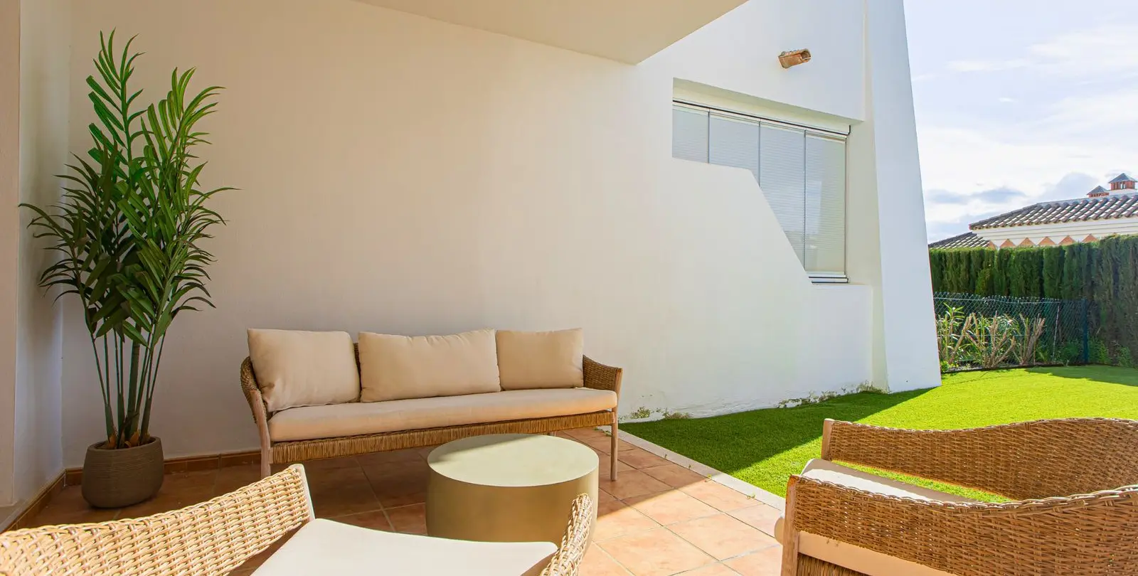Venta de apartamento en planta baja en Casares Playa 3