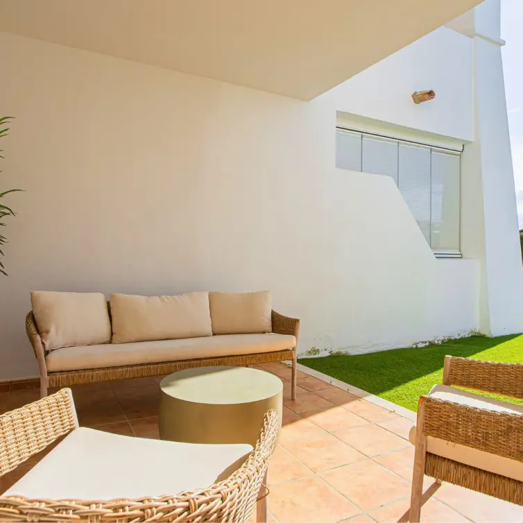 Venta de apartamento en planta baja en Casares Playa