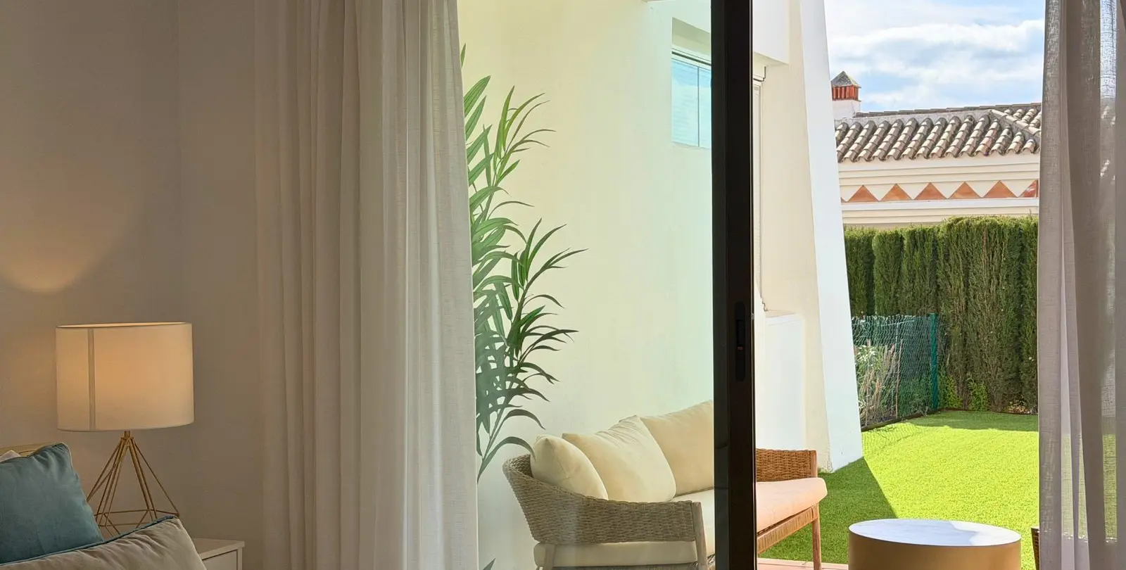 Venta de apartamento en planta baja en Casares Playa 18