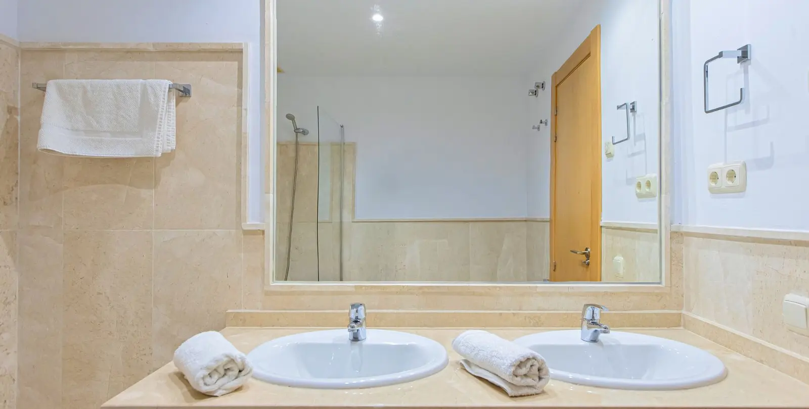 Venta de apartamento en planta baja en Casares Playa 24