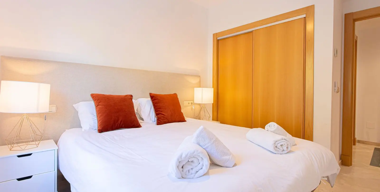 Venta de apartamento en planta baja en Casares Playa 26