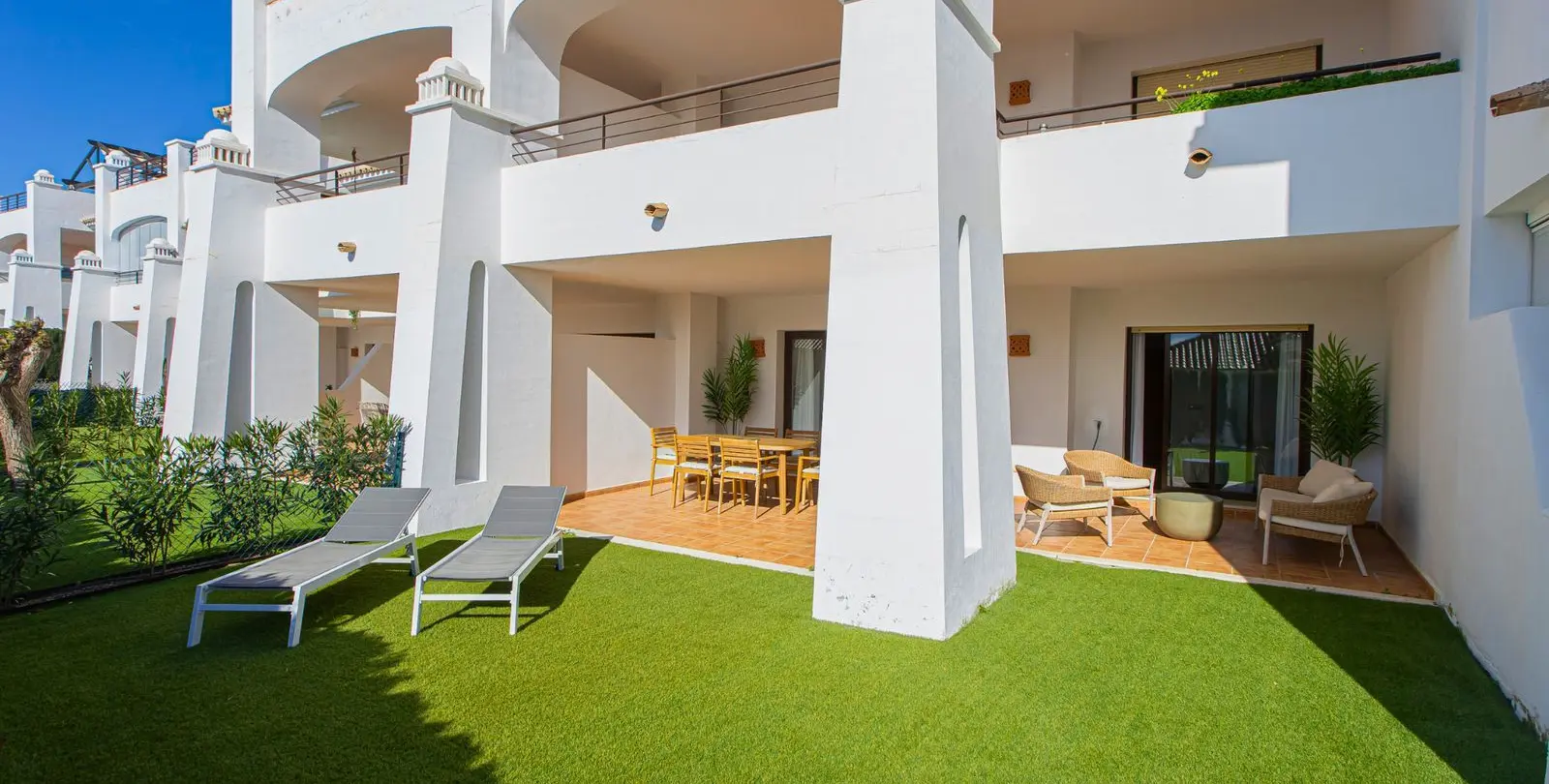 Venta de apartamento en planta baja en Casares Playa 30