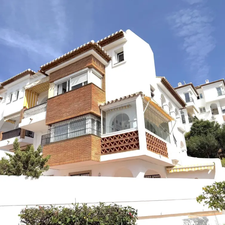 Sale of duplex in Mijas