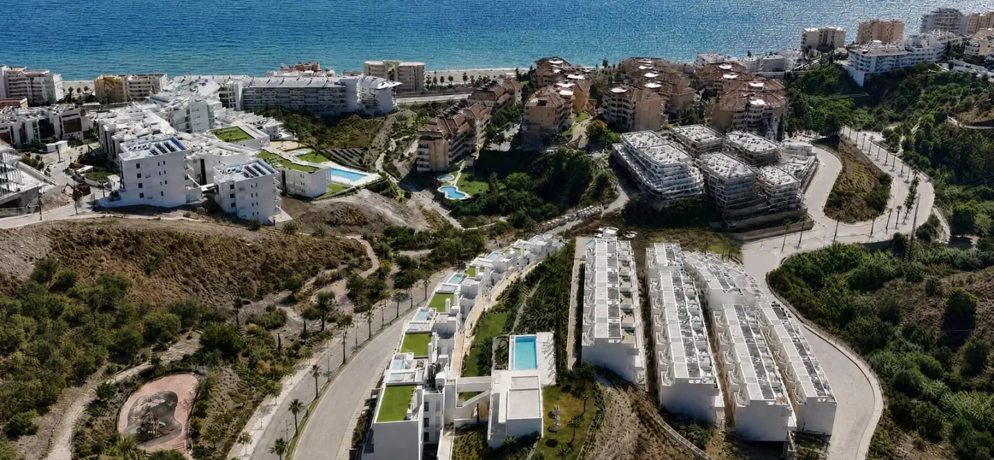 Sale of middle floor apartment in Carvajal 3