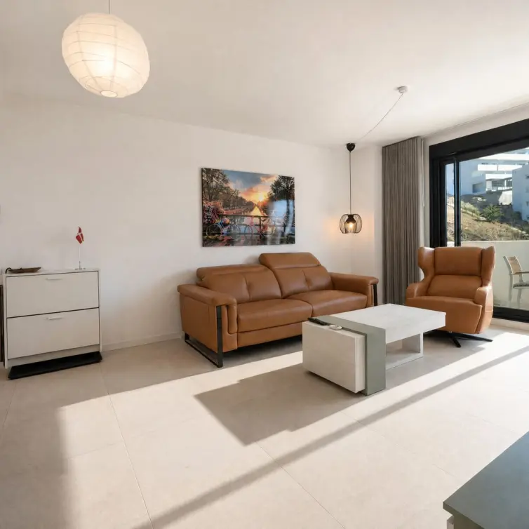 Sale of middle floor apartment in Carvajal
