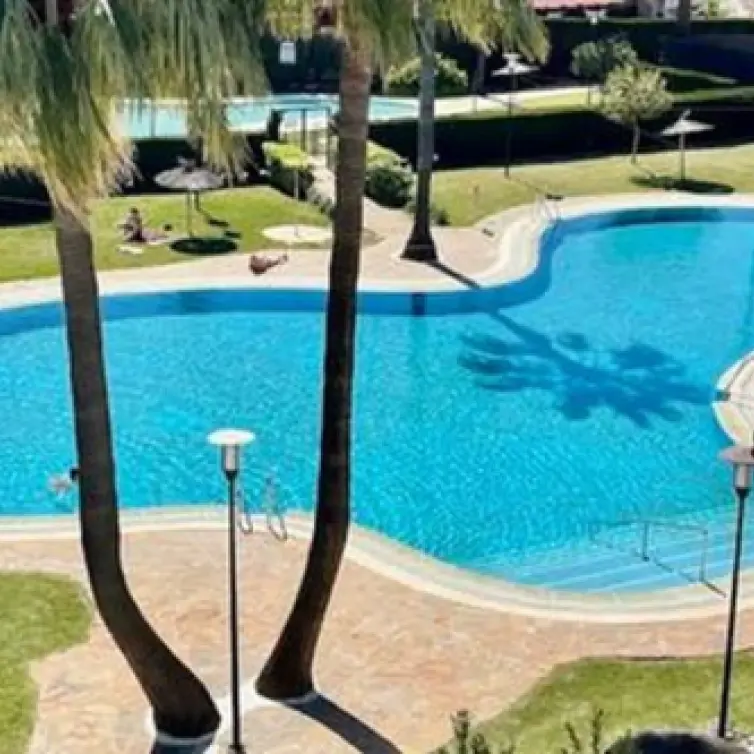 Sale of middle floor apartment in Marbella