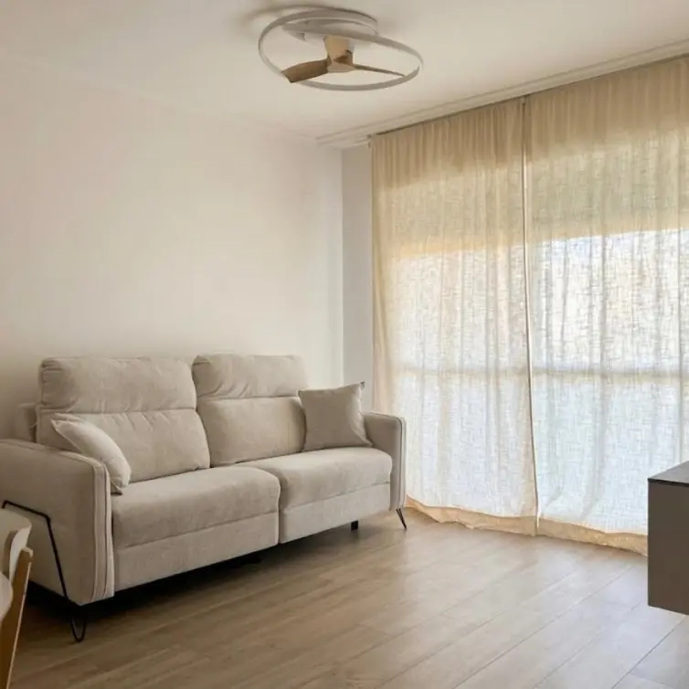 Sale of middle floor apartment in Marbella