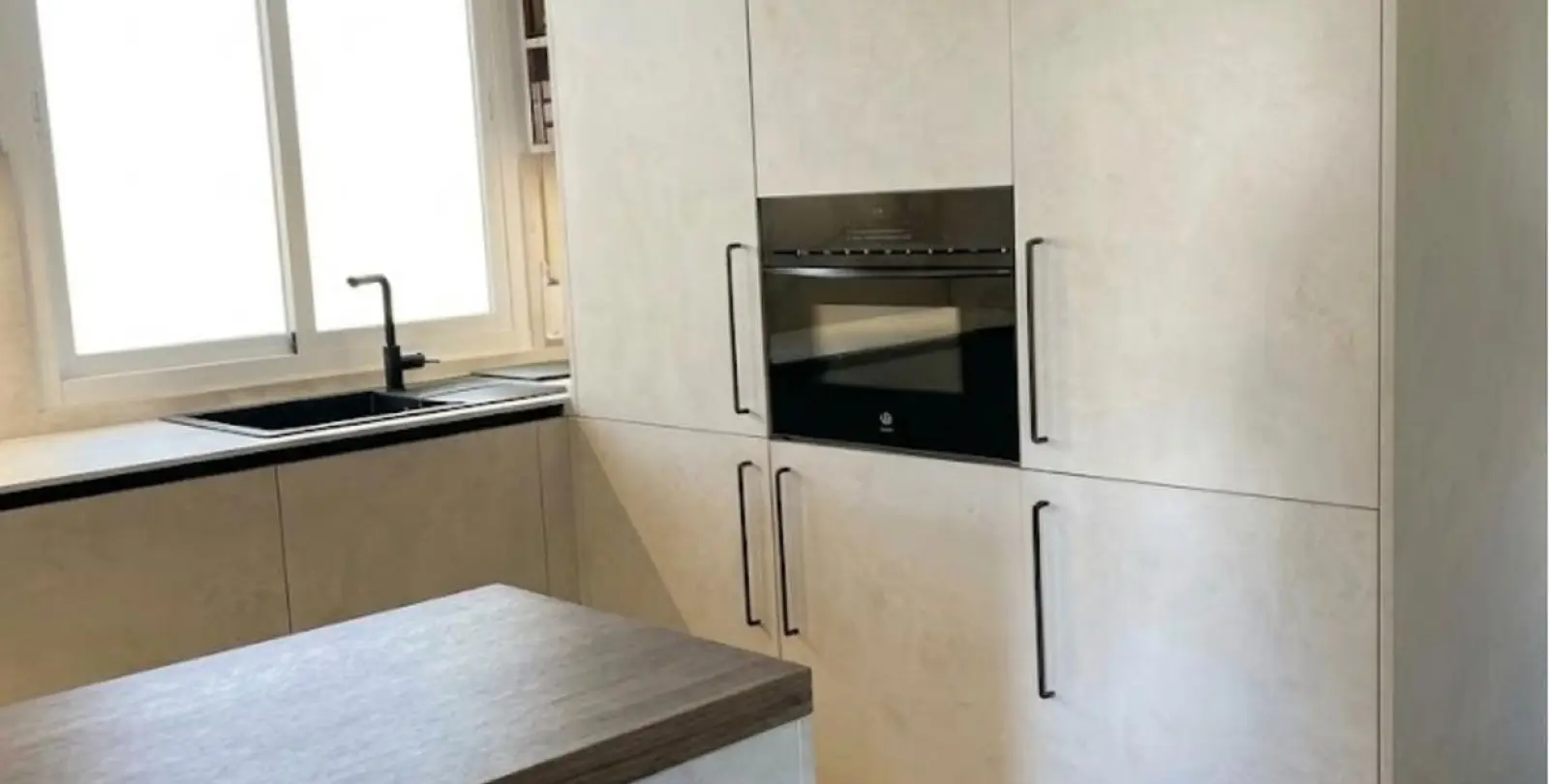 Sale of middle floor apartment in Marbella 6