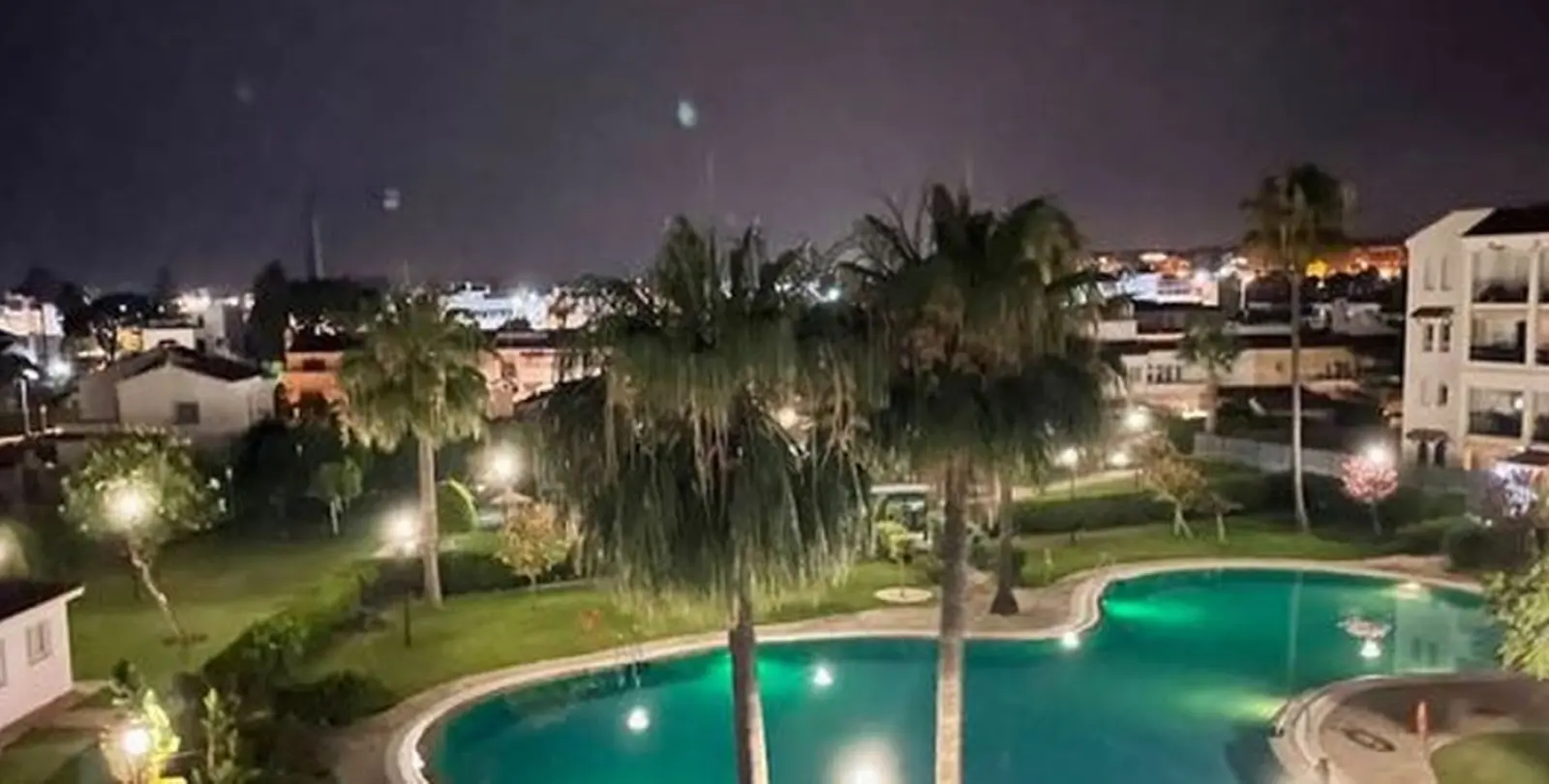 Sale of middle floor apartment in Marbella 15