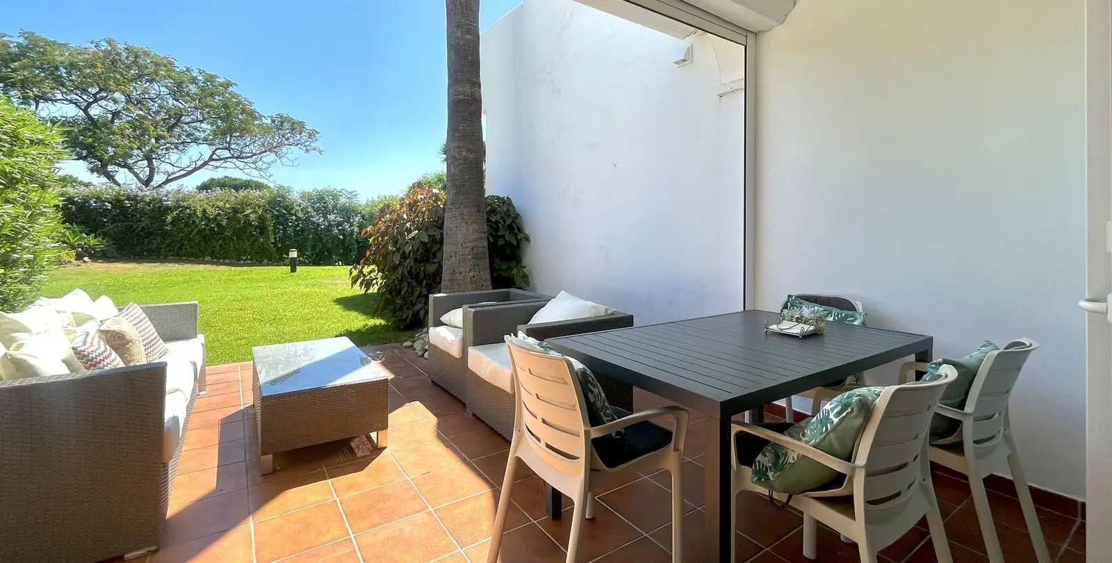 Sale of townhouse in Aloha 6
