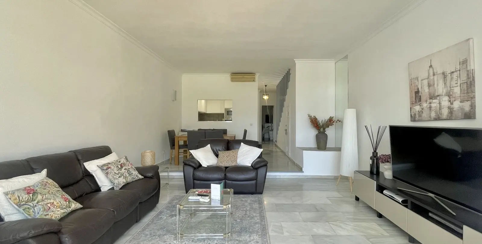 Sale of townhouse in Aloha 8