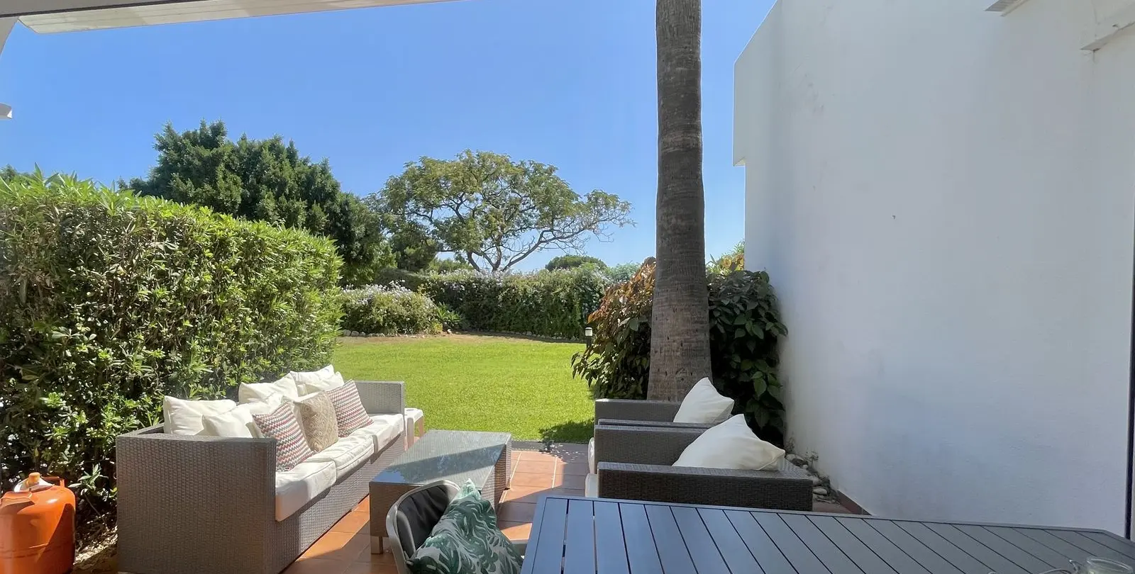 Sale of townhouse in Aloha 34