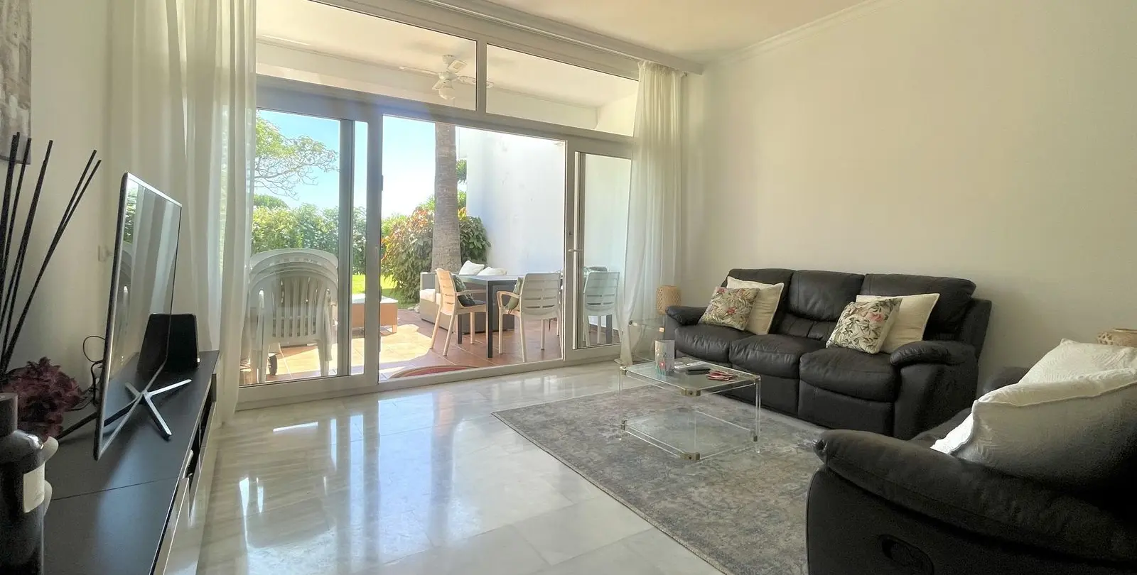Sale of townhouse in Aloha 35