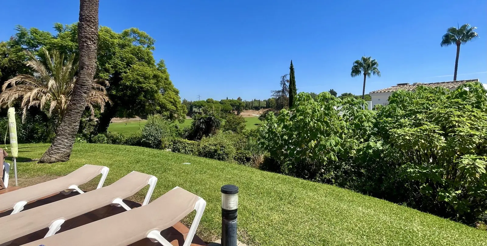 Sale of townhouse in Aloha 38