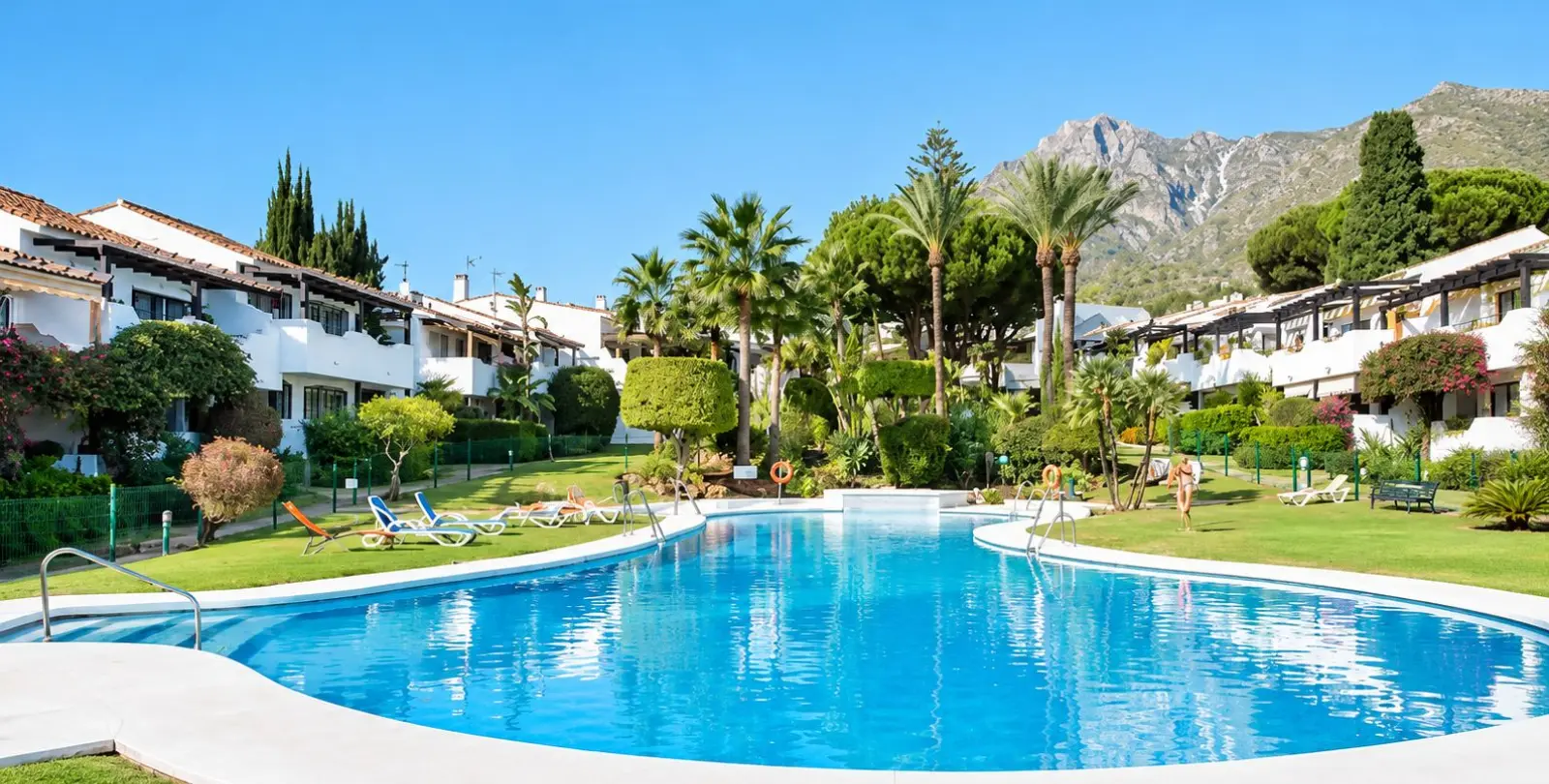 Продажа пентхауса в The Golden Mile 1