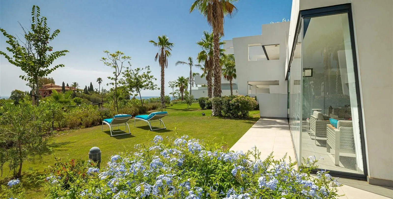 Продажа апартаментов на первом этаже в Estepona 18