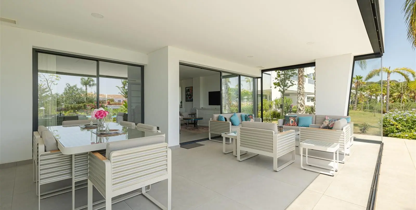 Продажа апартаментов на первом этаже в Estepona 20