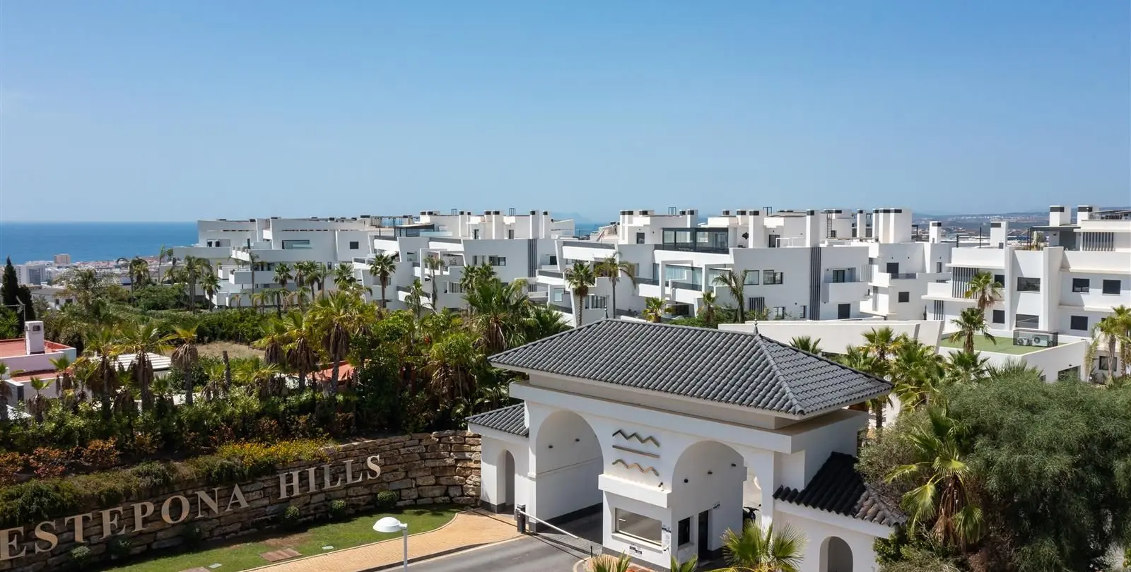 Продажа апартаментов на первом этаже в Estepona 23