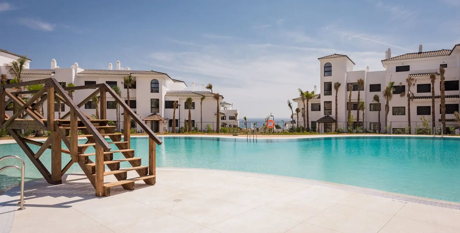Продажа апартаментов на первом этаже в Estepona 24