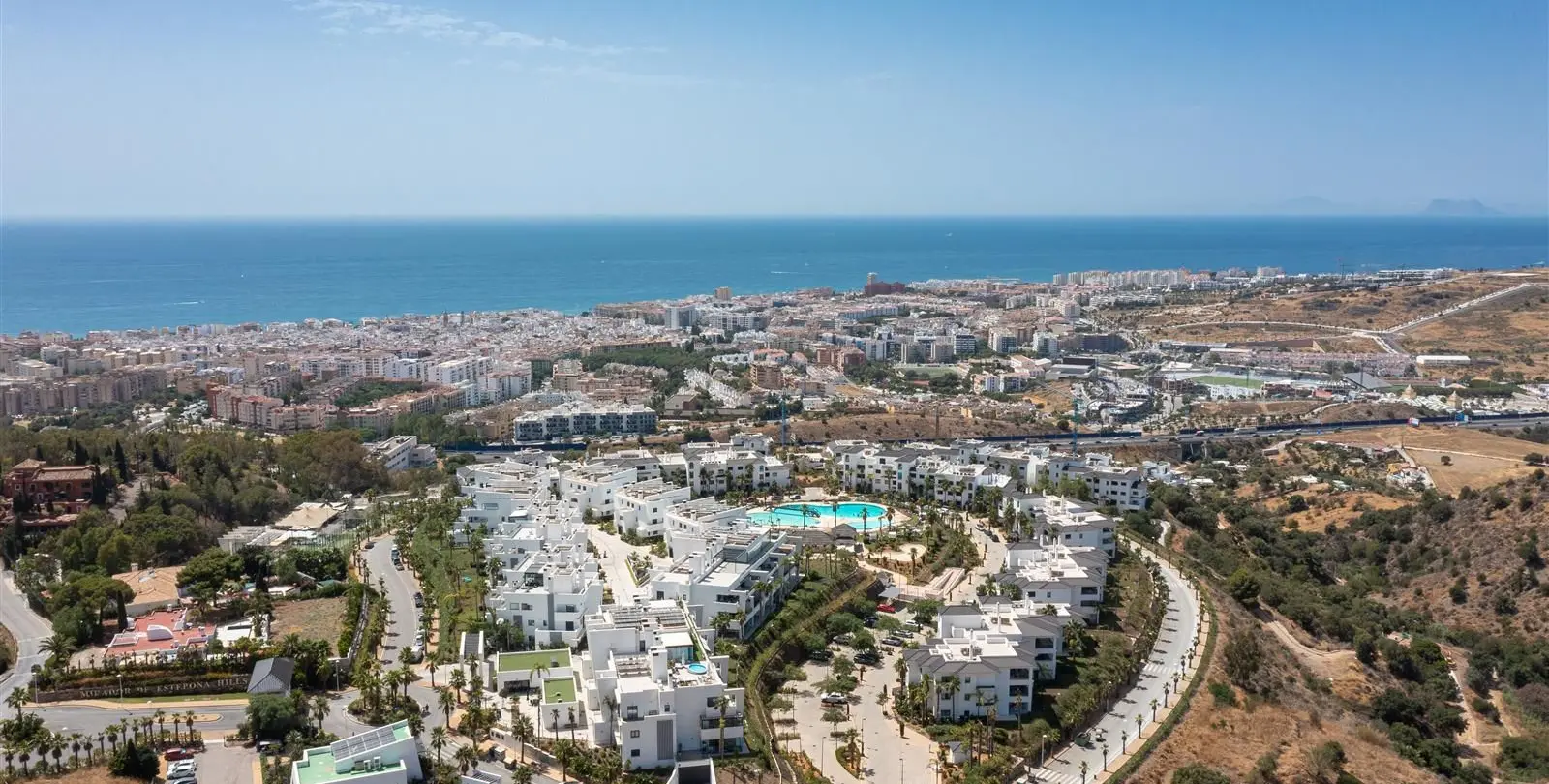 Продажа апартаментов на первом этаже в Estepona 25