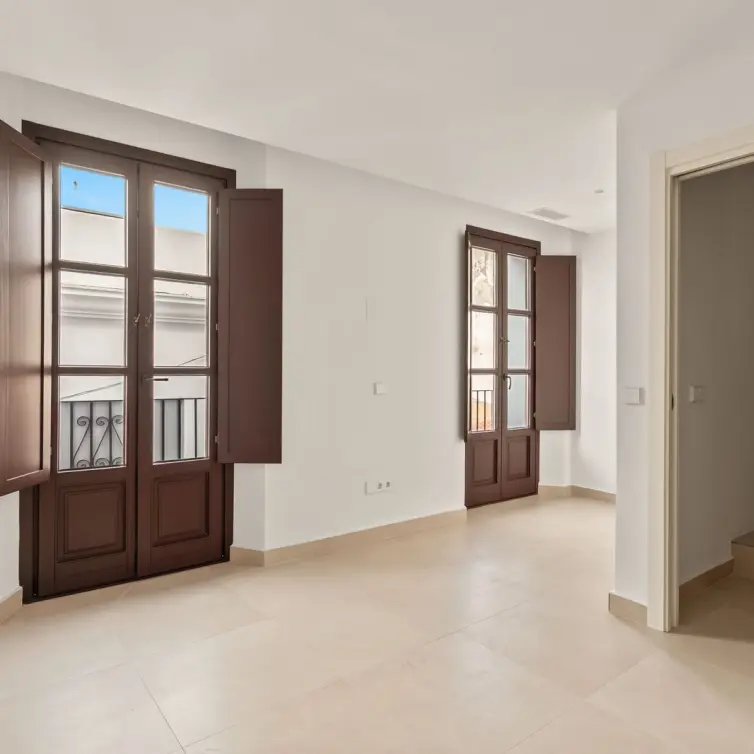 Sale of townhouse in Estepona
