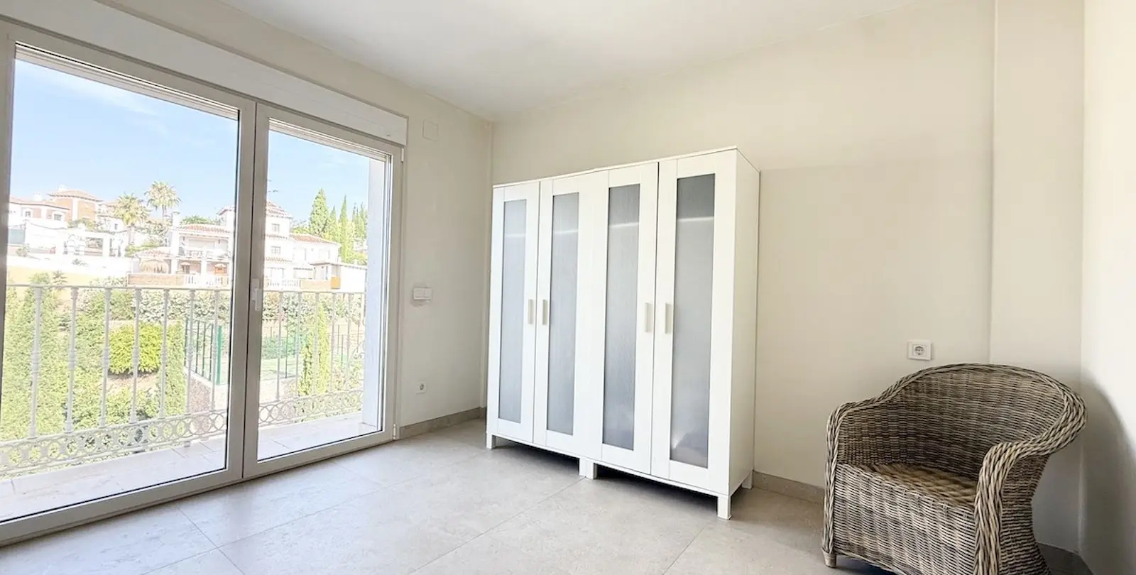 Продажа  отдельно стоящей виллы в Frigiliana 27