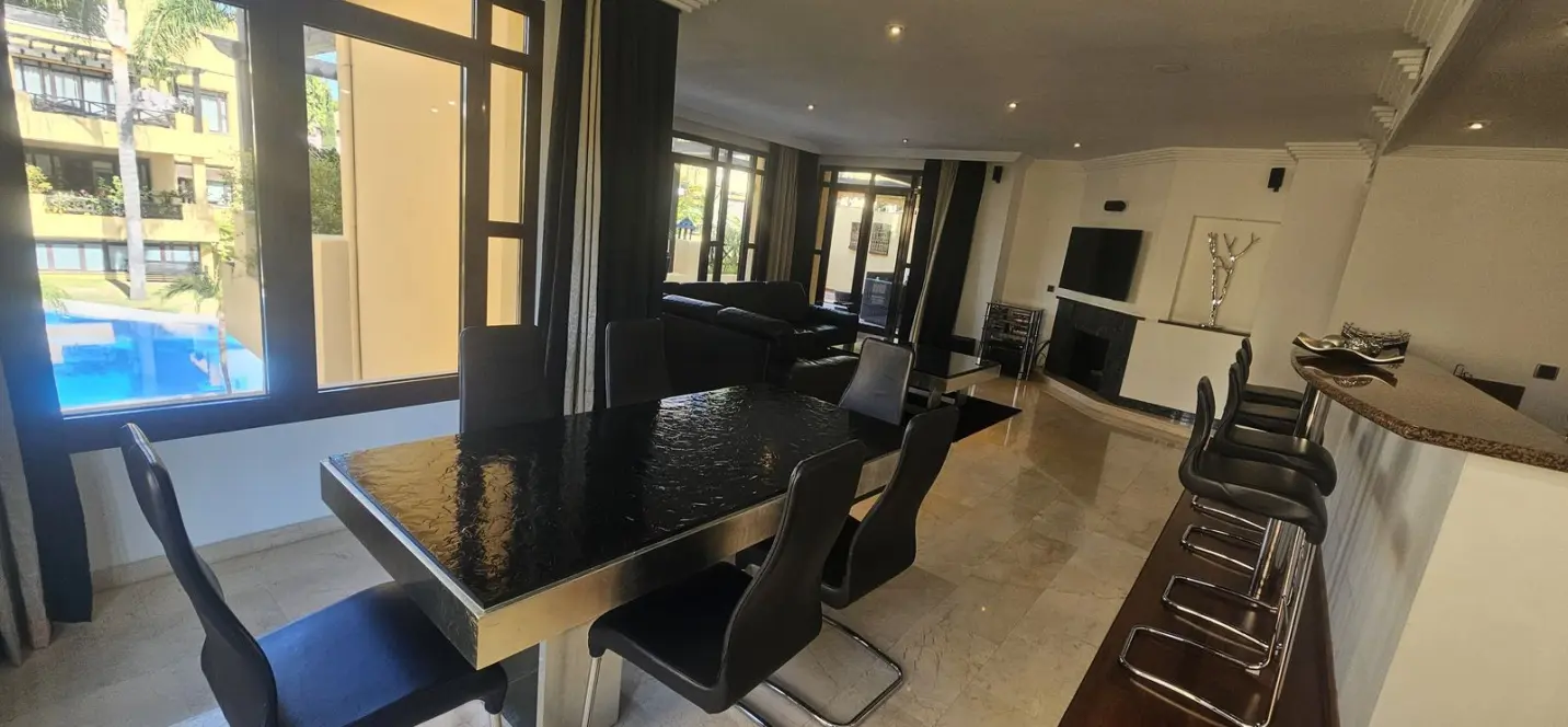 Продажа апартаментов на среднем этаже в Puerto Banús 1