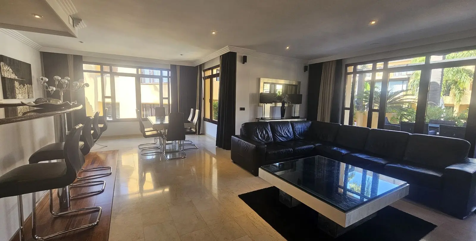 Продажа апартаментов на среднем этаже в Puerto Banús 10