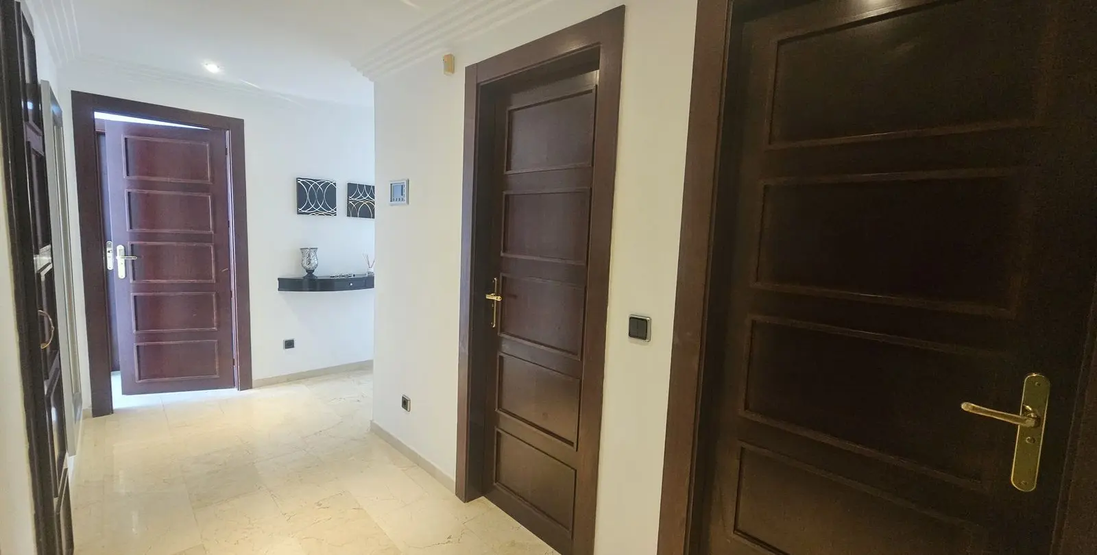Продажа апартаментов на среднем этаже в Puerto Banús 13