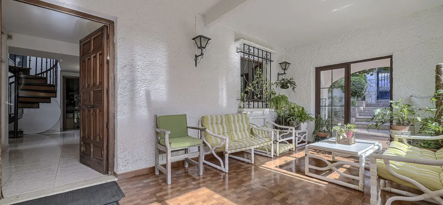 Venta de villa independiente en Elviria 3