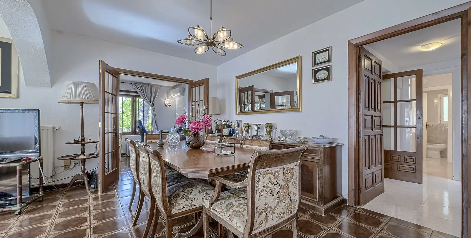 Venta de villa independiente en Elviria 6