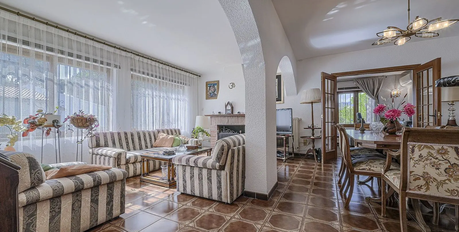 Venta de villa independiente en Elviria 9
