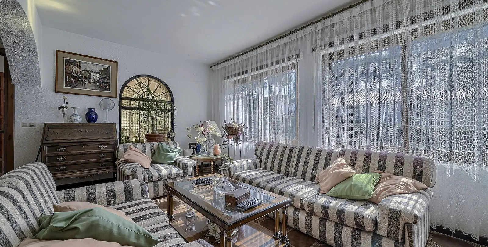 Venta de villa independiente en Elviria 28