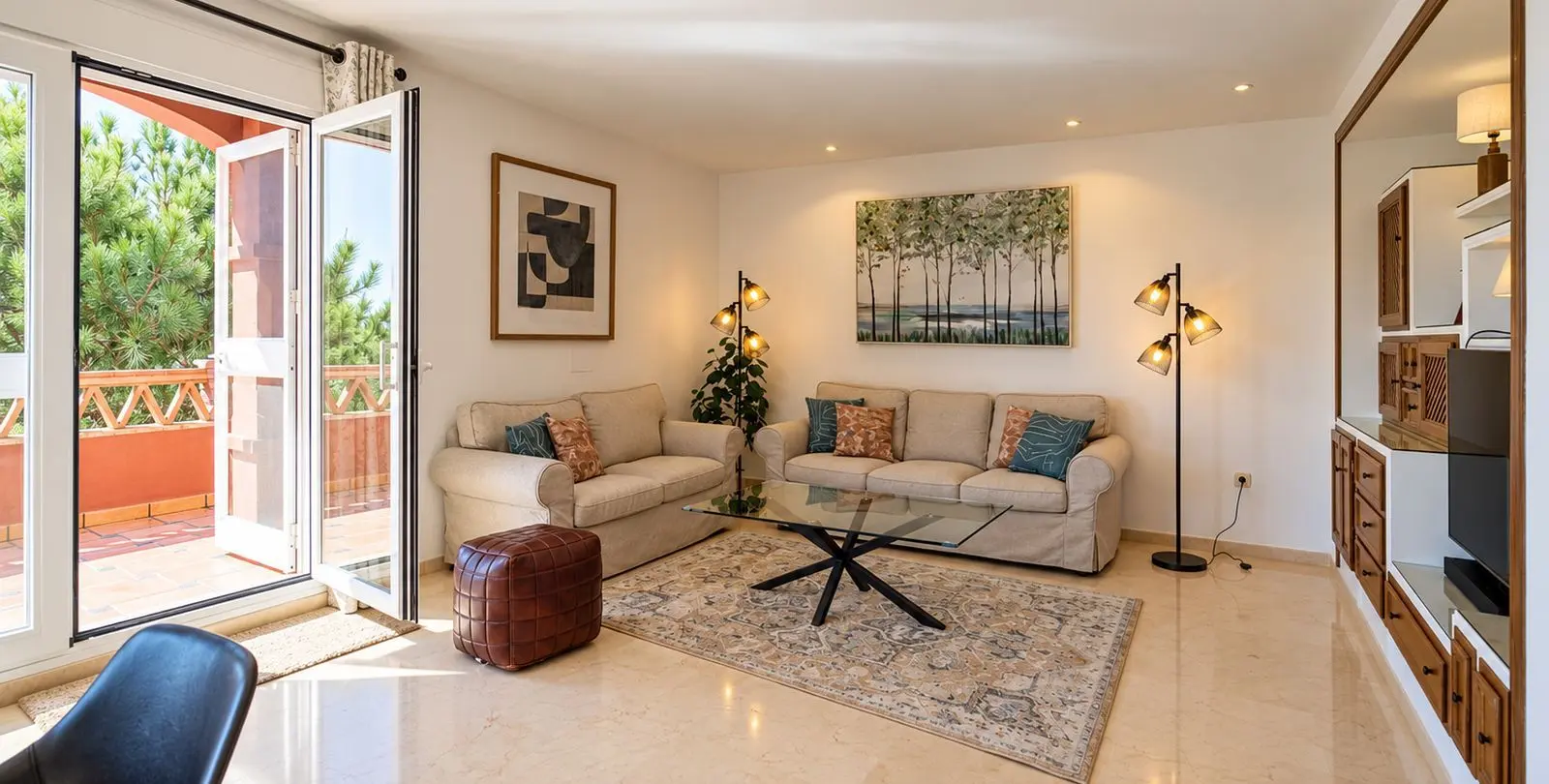 Venta de ático dúplex en Elviria 6
